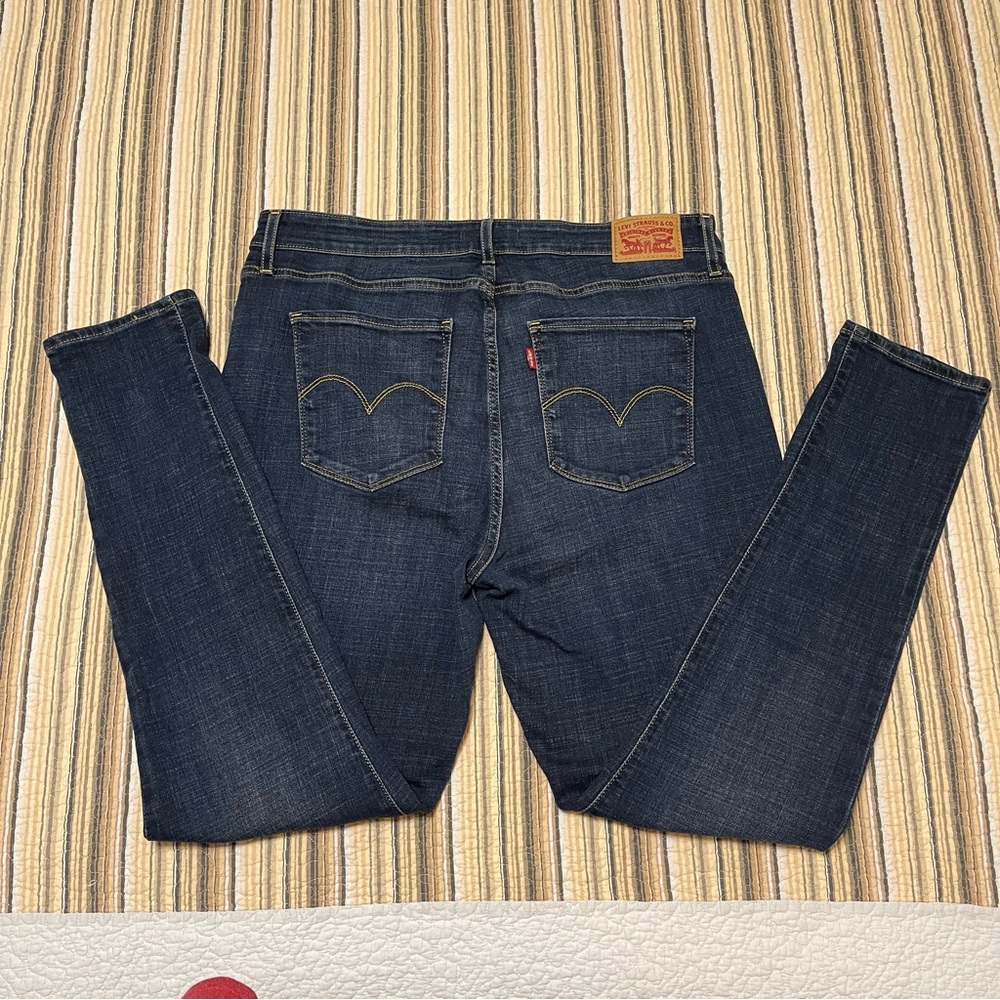 Levi's 721 Women’s 14 (34) Classic Dark Indigo Wash High Rise Skinny Jeans - Picture 2 of 9